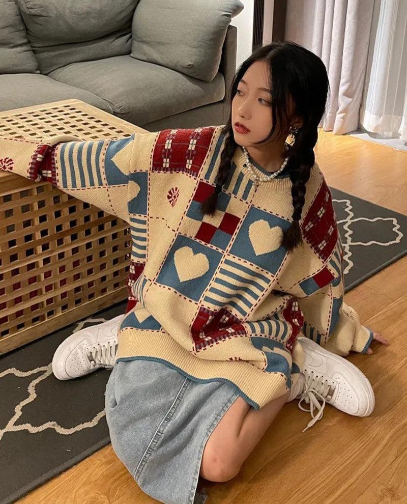 Vintage Heart Pattern Sweater - Retro Y2K Fashion, 90s Grunge Style