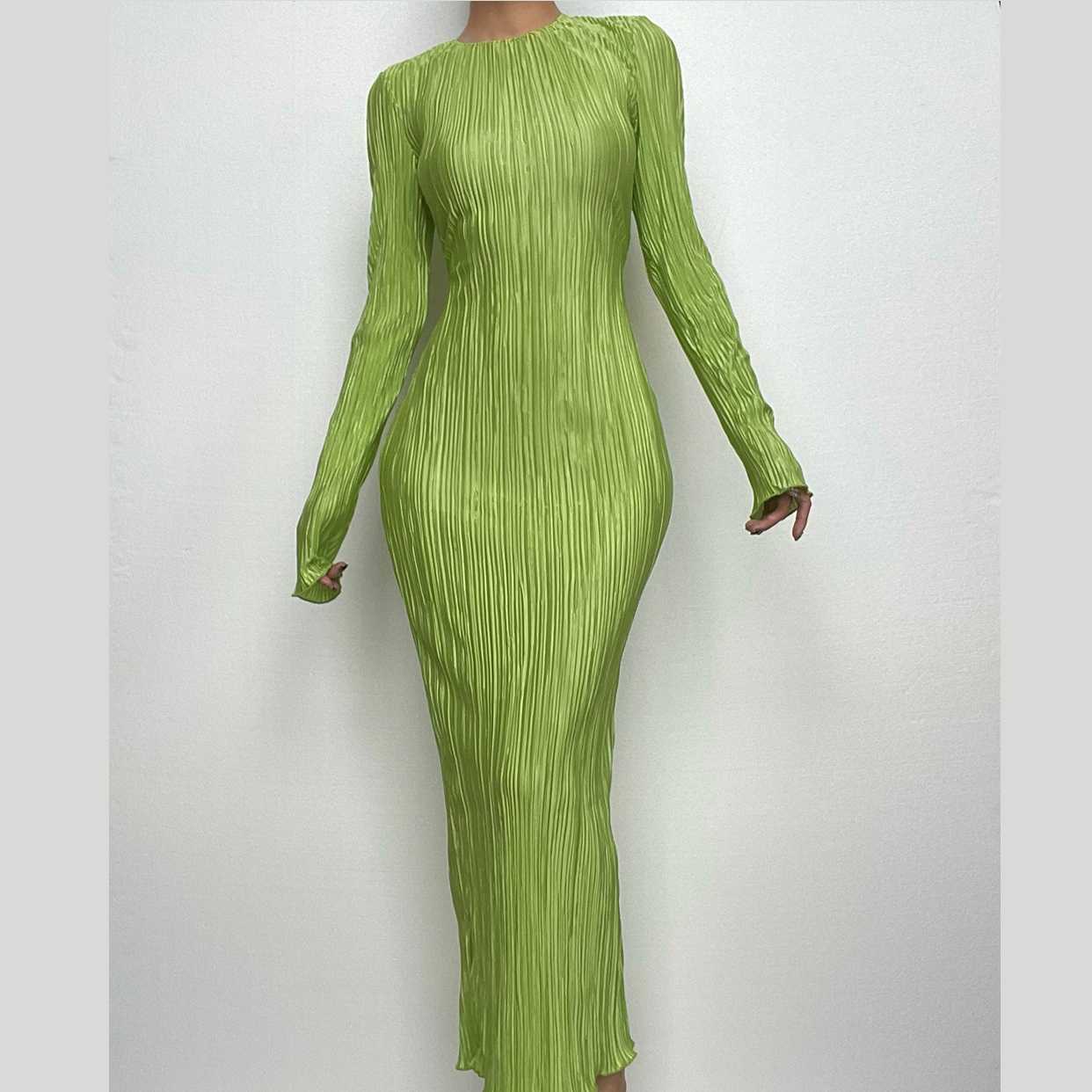 Chic Long Sleeve Ruffle Maxi Dress - Y2K Aesthetic, Coquette Style, Perfect for Fall