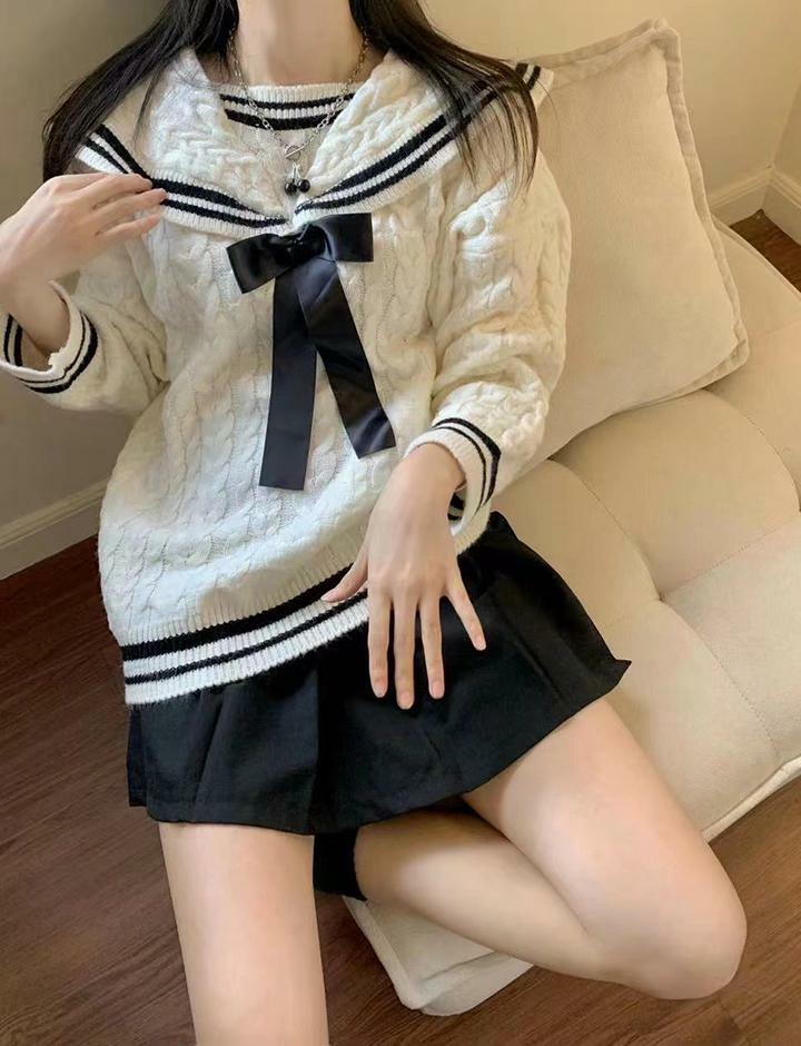 Coquette Aesthetic Loose Navy Bow Sweater - Y2K Fashion Comfy Top for Fall Style