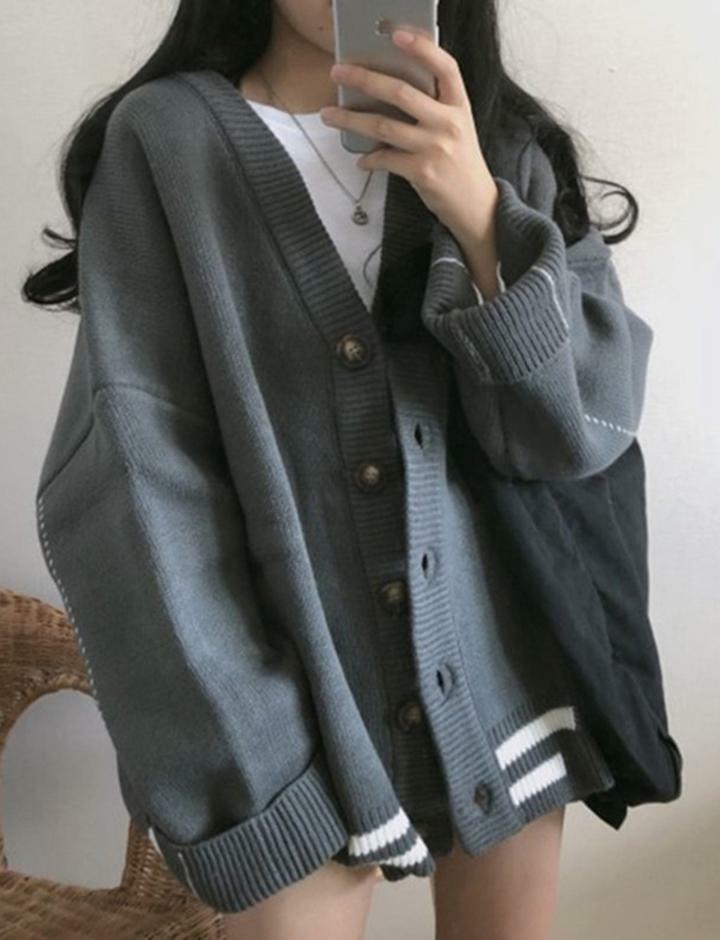 Cozy Oversized V-Neck Button Cardigan - Y2K Aesthetic, Preppy Style, Comfy Layering Essential