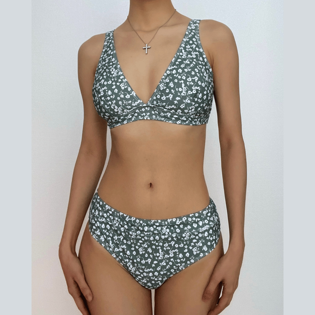 Floral V-Neck Sleeveless Bikini Swimwear - Y2K Aesthetic, Cute Summer Beachwear