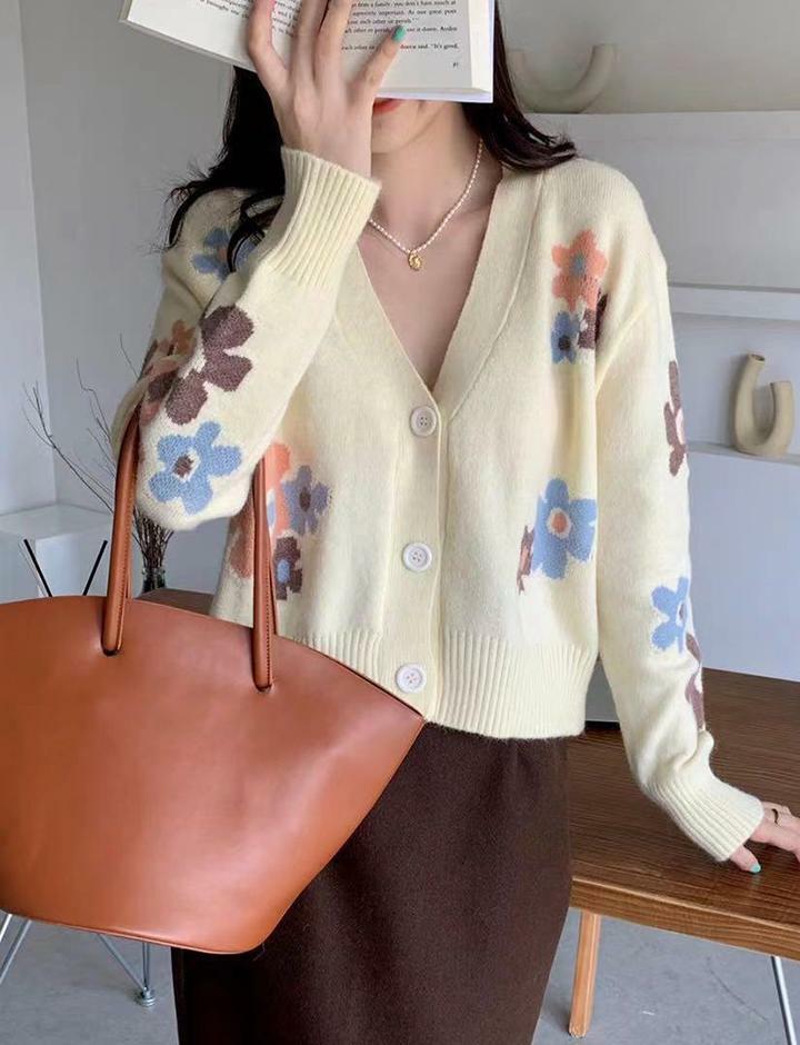 Floral V-Neck Y2K Cropped Sweater - Cute Preppy Aesthetic Top for Cozy Outfits