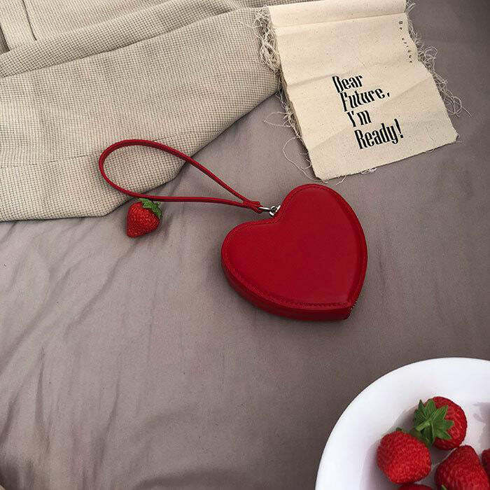 Heart-Shaped Solid Purse - Y2K Aesthetic Bag for Coquette, Grunge, and Cute Outfits