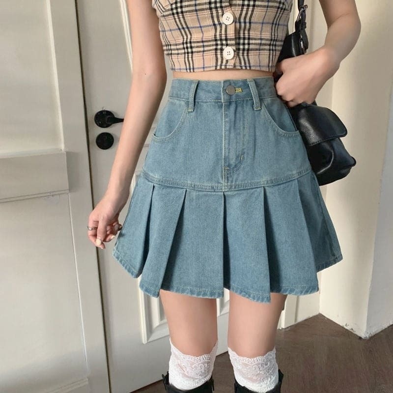 Korean Style Y2K Pleated Cargo Skirt - Cute Pastel Goth & Grunge Aesthetic Fashion
