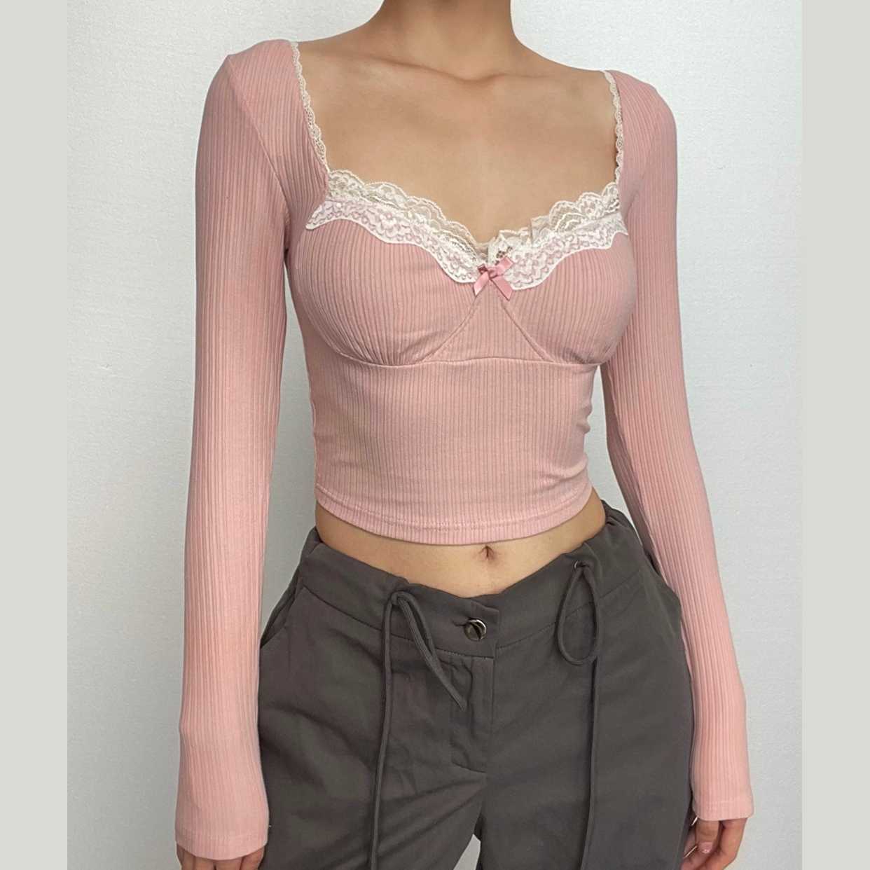 Ribbed Lace Hem Long Sleeve Ruched Top - Y2K Aesthetic Cute Crop for Coquette & Grunge Styles