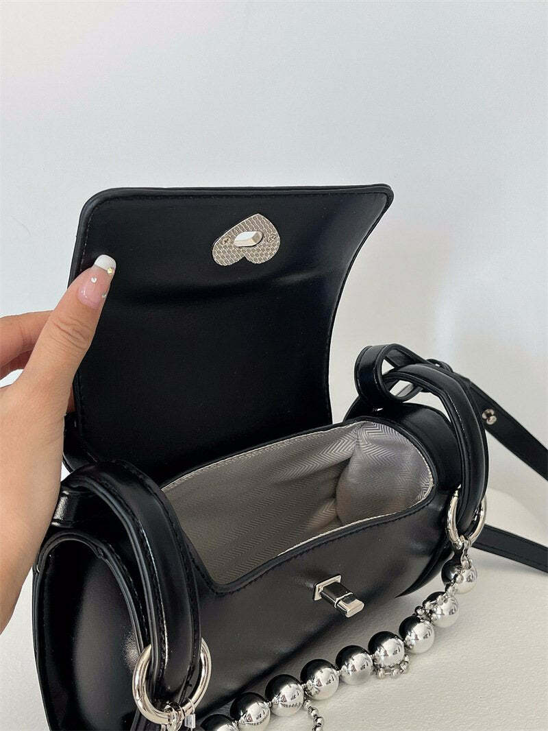 Trendy Y2K Aesthetic Beaded Metal Chain Heart Crossbody Bag for Coquette & Grunge Styles