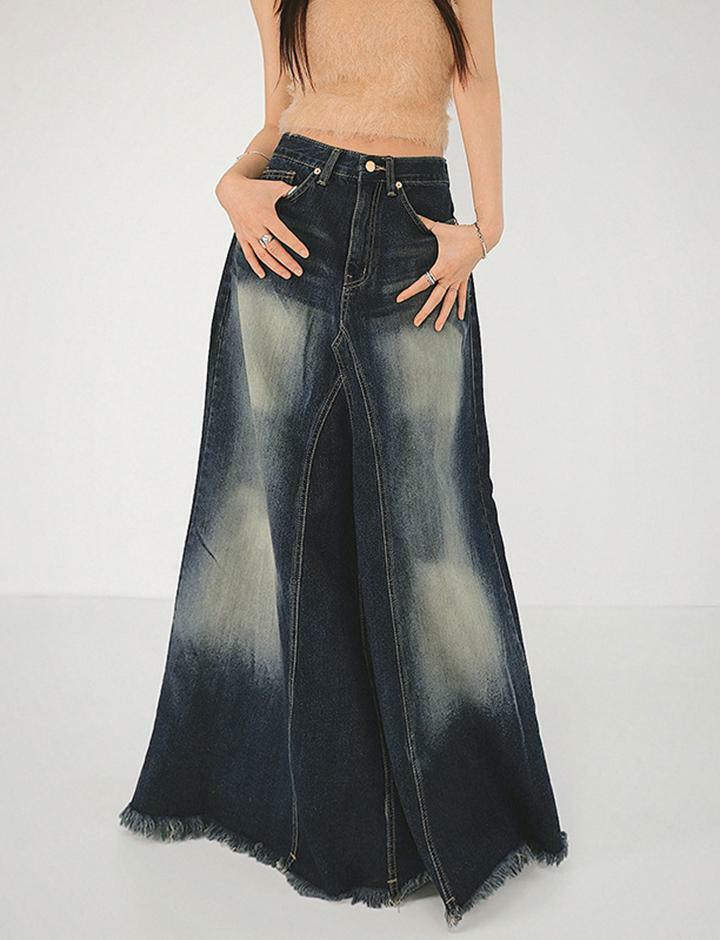 Vintage Wash Frayed Trim Denim Skirt - Y2K Aesthetic, Grunge Style, Cute & Comfy Fashion