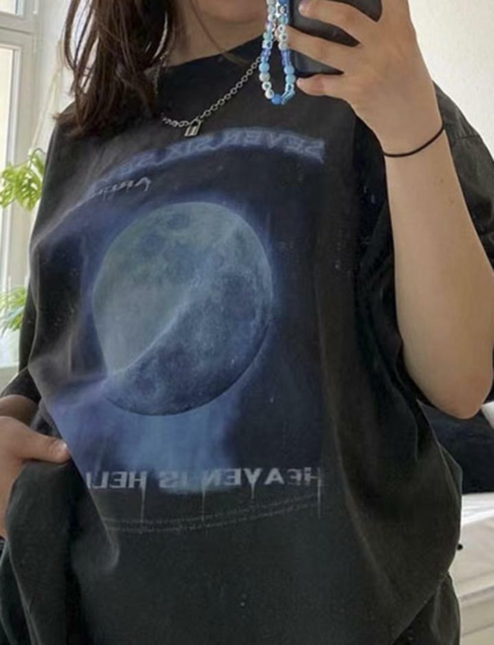 Vintage Y2K Letter & Moon Print Oversized T-shirt - Cute Grunge Aesthetic Top