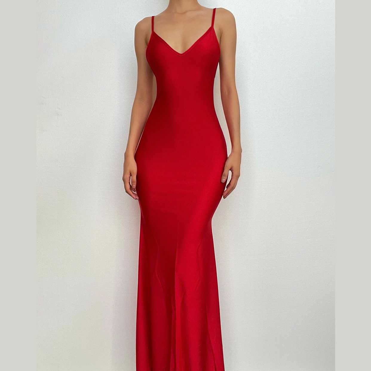 Y2K Aesthetic Backless Cami Maxi Dress - Ruched Solid V-Neck for Coquette & Grunge Styles