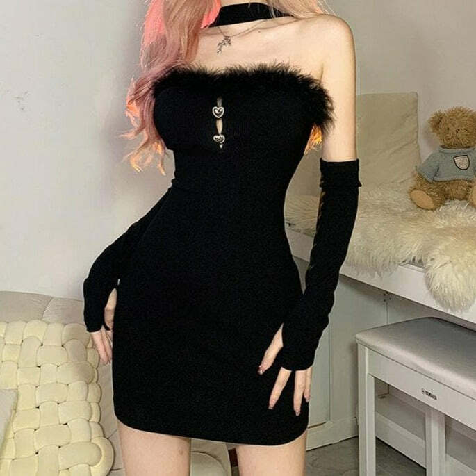 Y2K Aesthetic Halter Mini Dress with Feather Gloves & Cut-Out Design for Trendy Looks