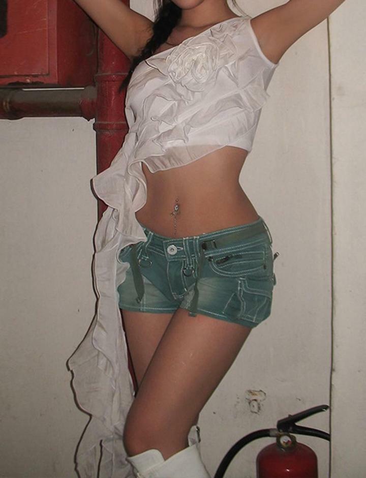 Y2K Coquette Aesthetic Tassel Crop Top - Cute Pastel Grunge Style Tank for Aesthetic Outfits