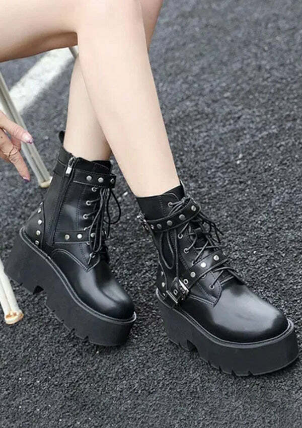 Y2K Grunge Platform Ankle Boots - Edgy Black Rivet Style for Aesthetic Outfits