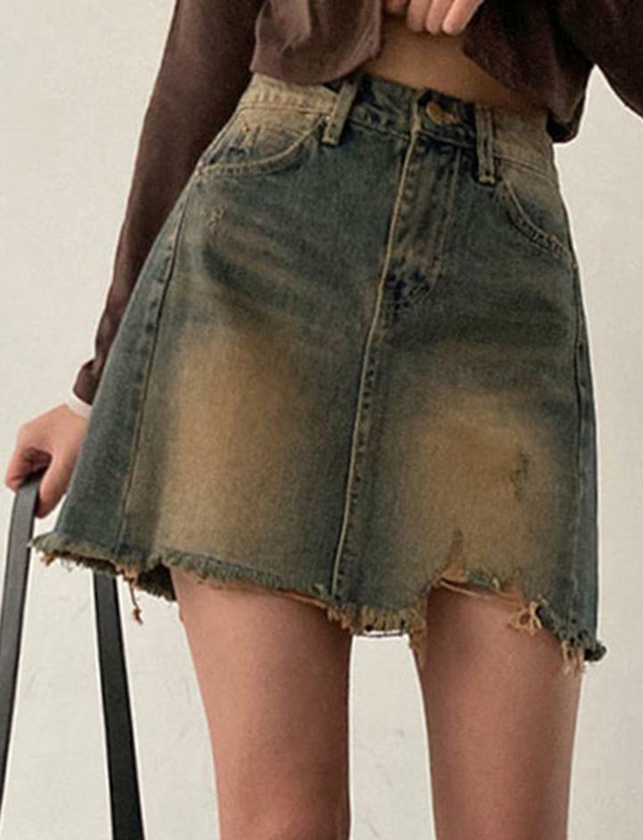 Y2K High Waist Loose Raw Hem Denim Skirt - Grunge Aesthetic & Coquette Style Essential