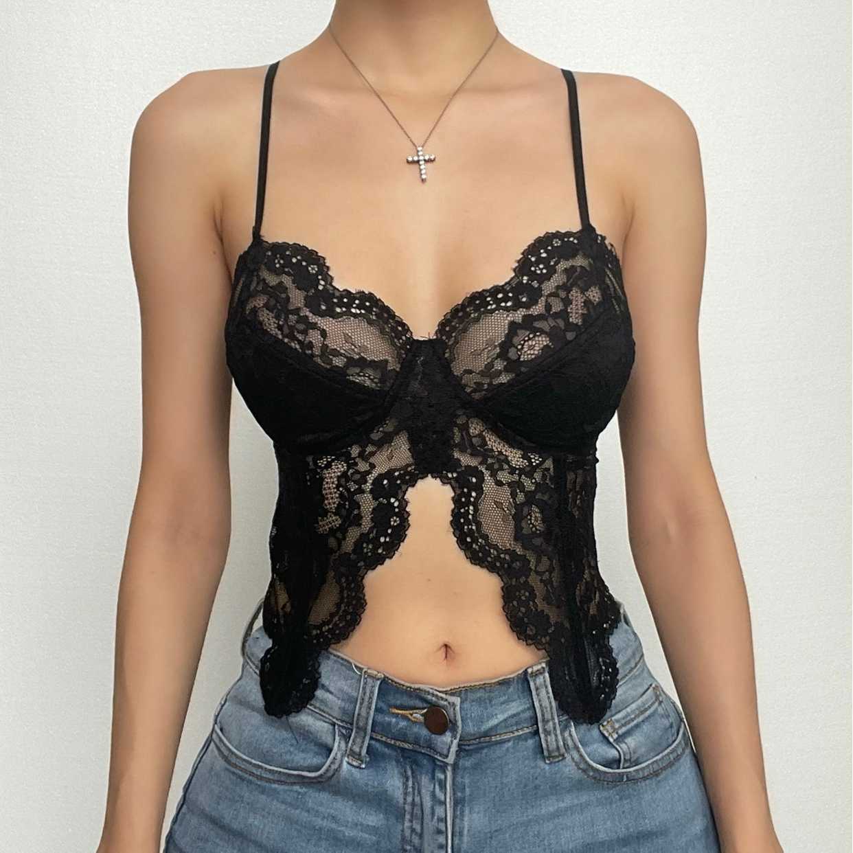Y2K Lace Slit V-Neck Backless Cami Crop Top - Cute Grunge & Coquette Aesthetic Style